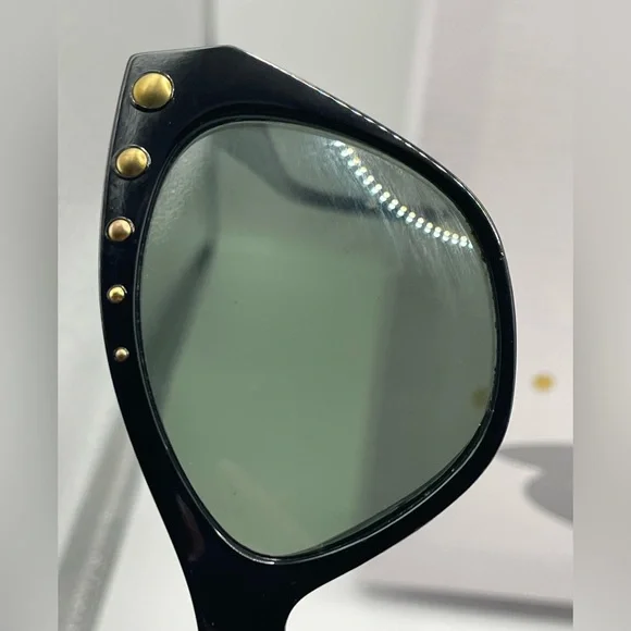 Authentic Perry Ellis Sunglasses - Picture 9 of 14